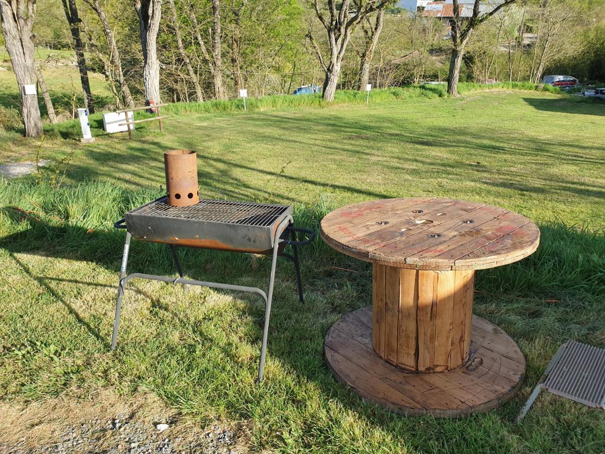 Camping Du Puy Rond Bressuire Luaran gambar