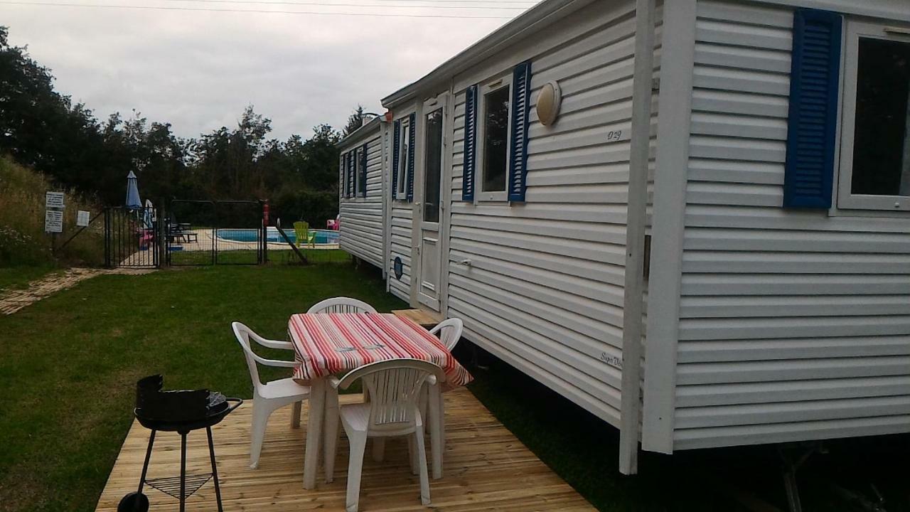 Camping Du Puy Rond Bressuire Luaran gambar